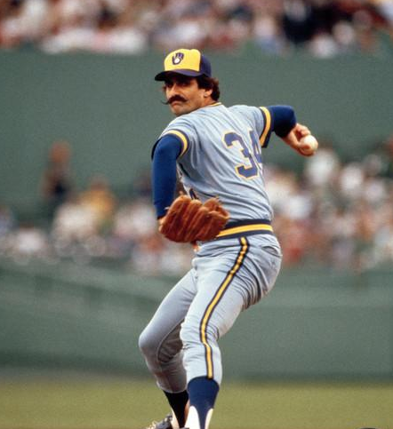 1977 Hostess Rollie Fingers; Weigh-in #20